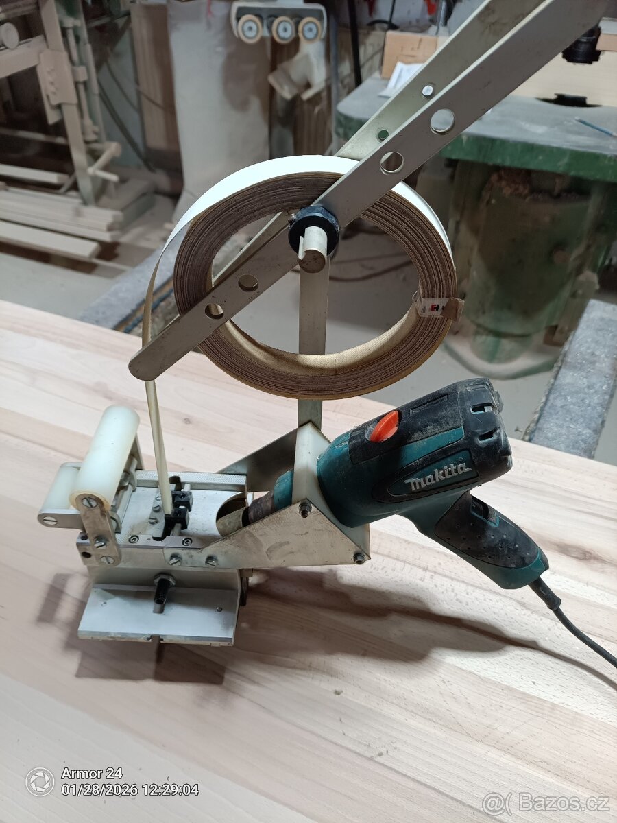 Ruční olepovacka hran - 3