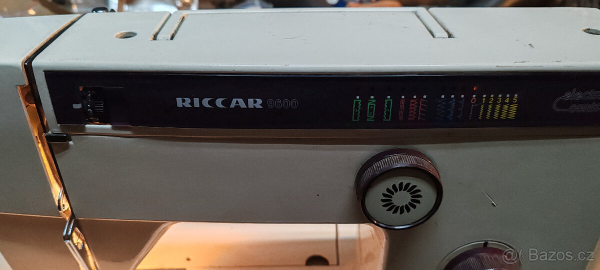 Japonský Šicí stroj RICCAR - 3