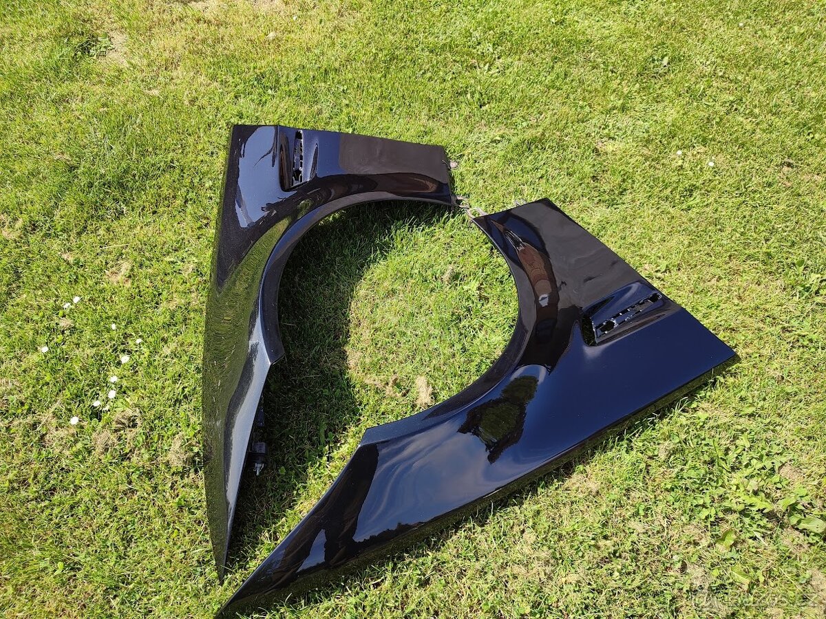 BMW E92 carbon doplňky M3 335i - 3