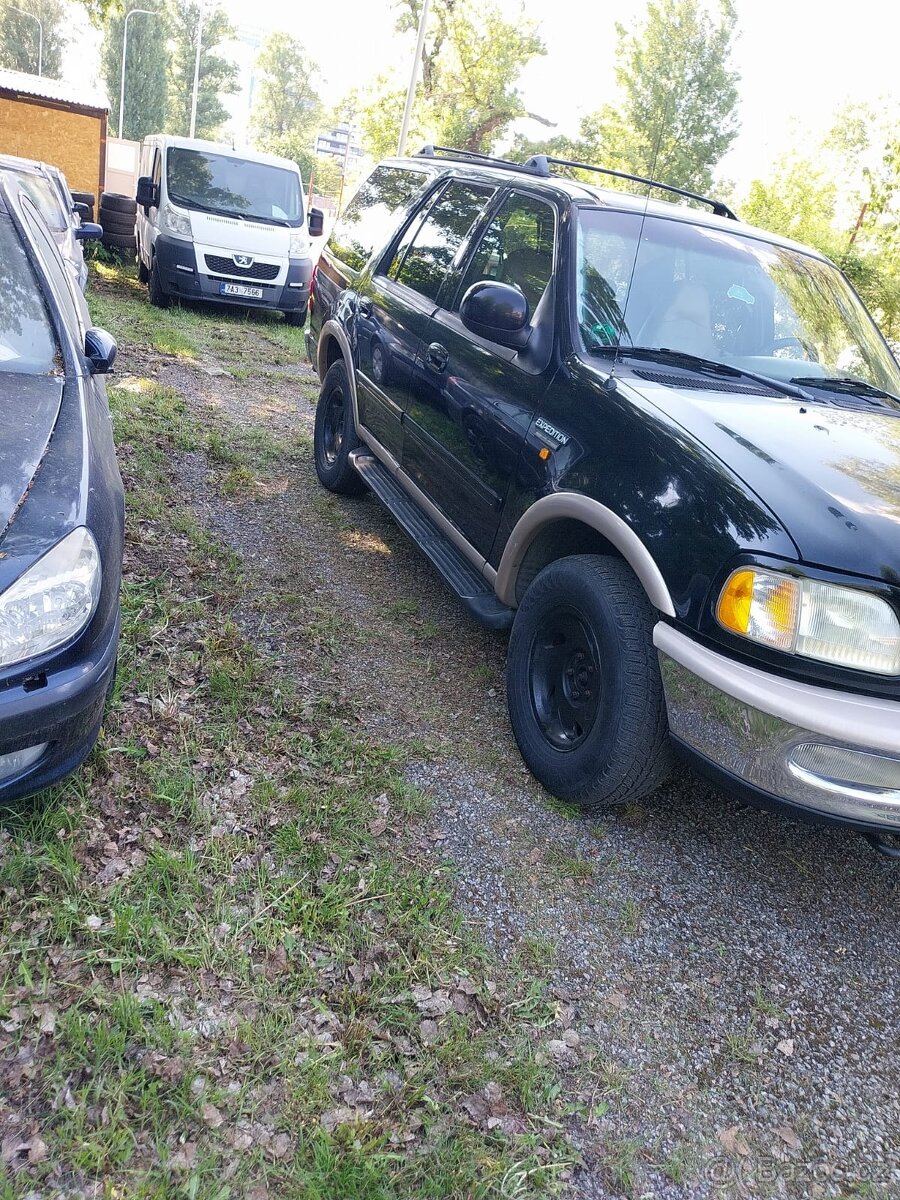 Ford expedition 5,4 edice Eddie Brauer
