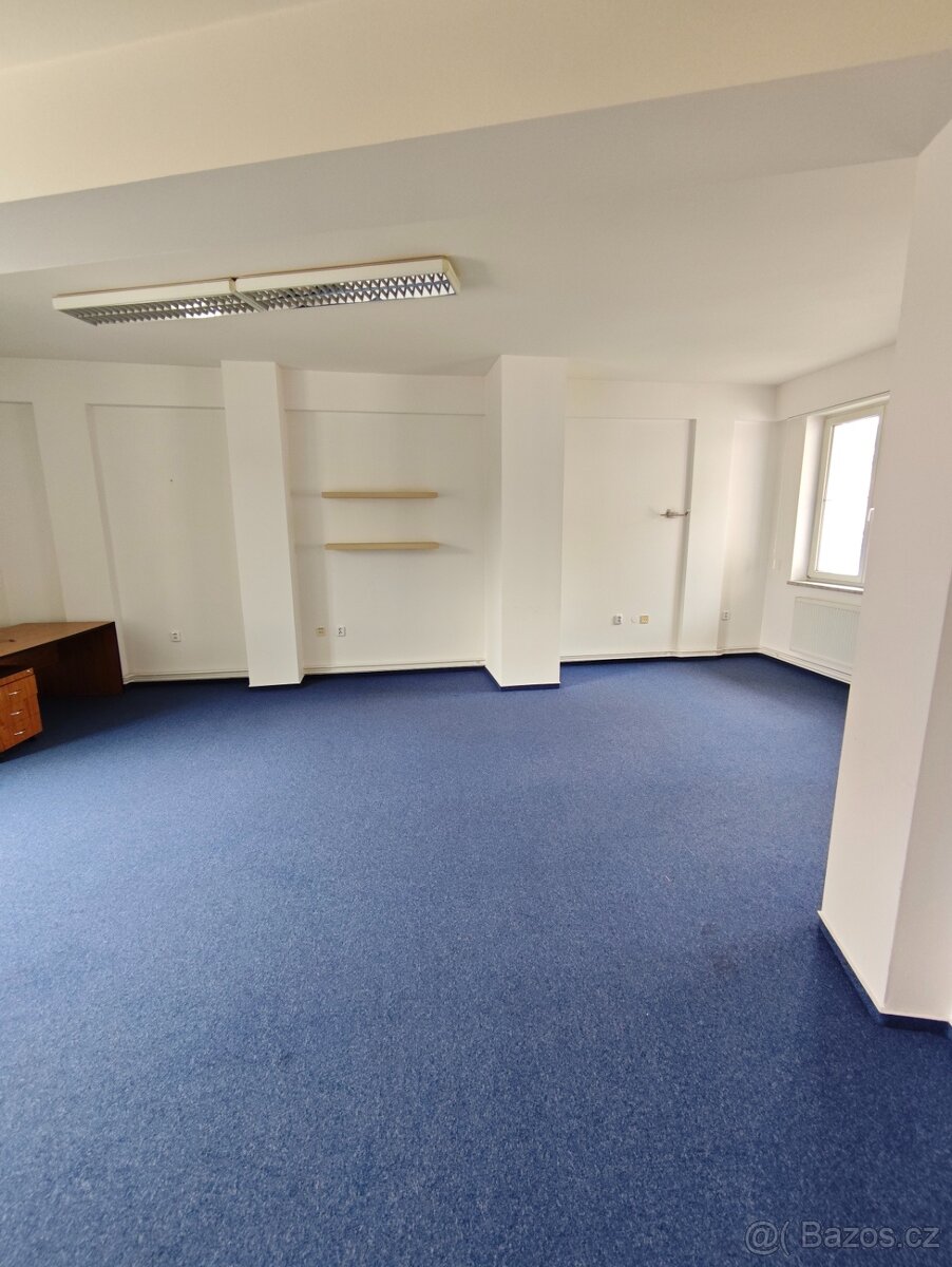Pronájem kanceláře v centru Liberce - 3