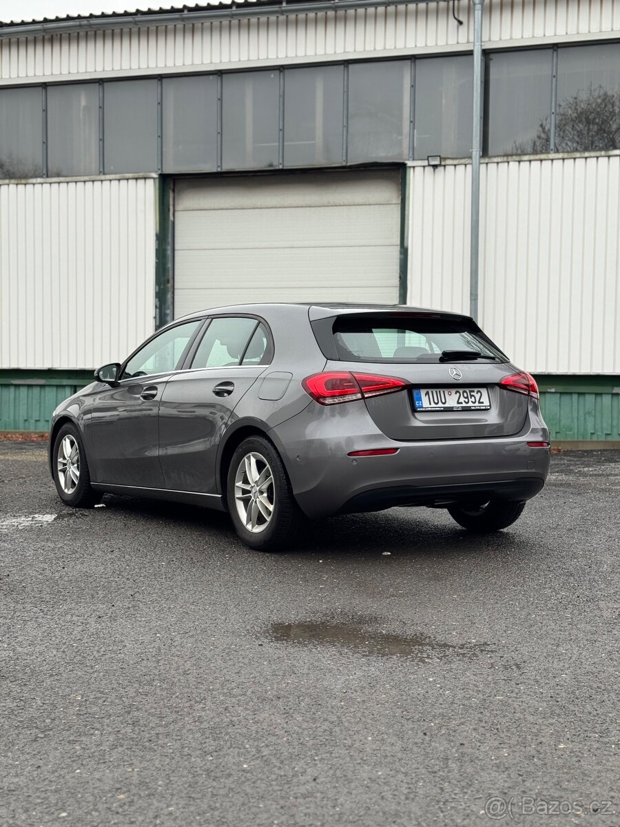 Mercedes-Benz A180d - 3