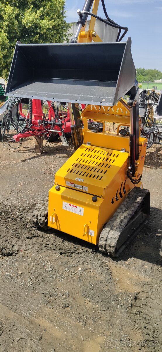 Mininakladač,čelní nakladač - 3