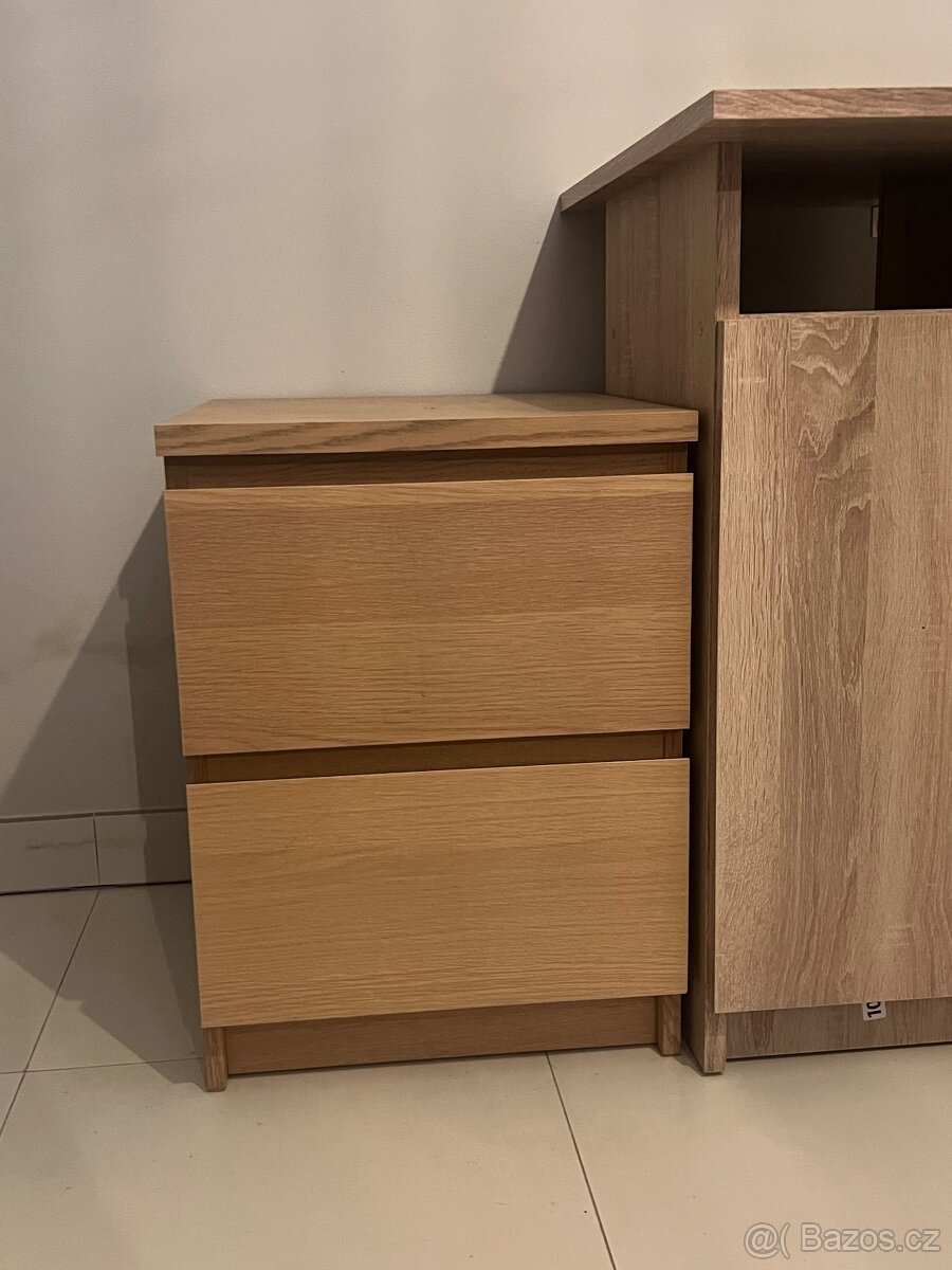 Noční stolek - 3