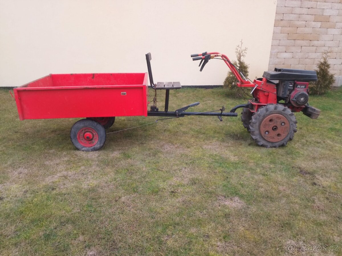 Malotraktor Briggs & Stratton Industrial Plus + vozík + přís - 3