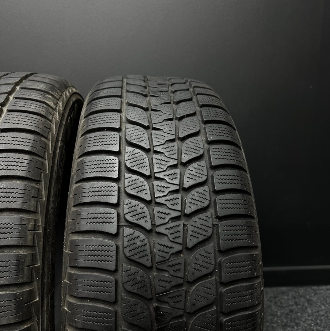2ks pneu Bridgestone 235/60/17 102H - 3