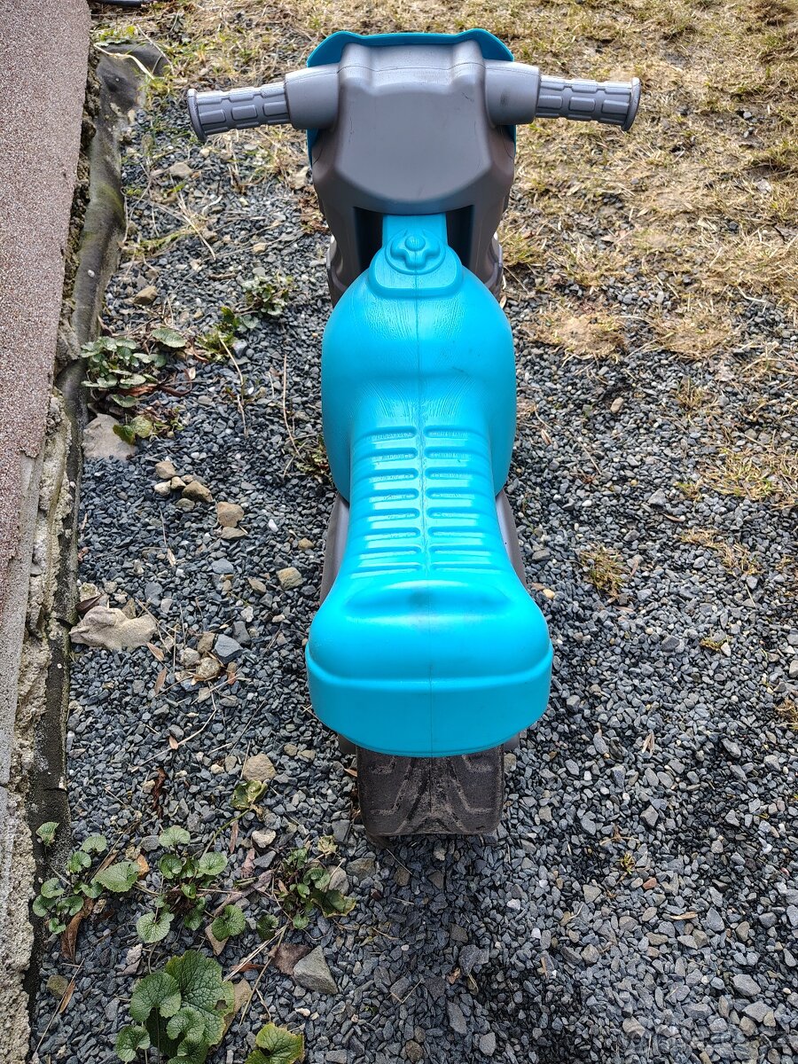 Větší odrážedlo motorka - 3