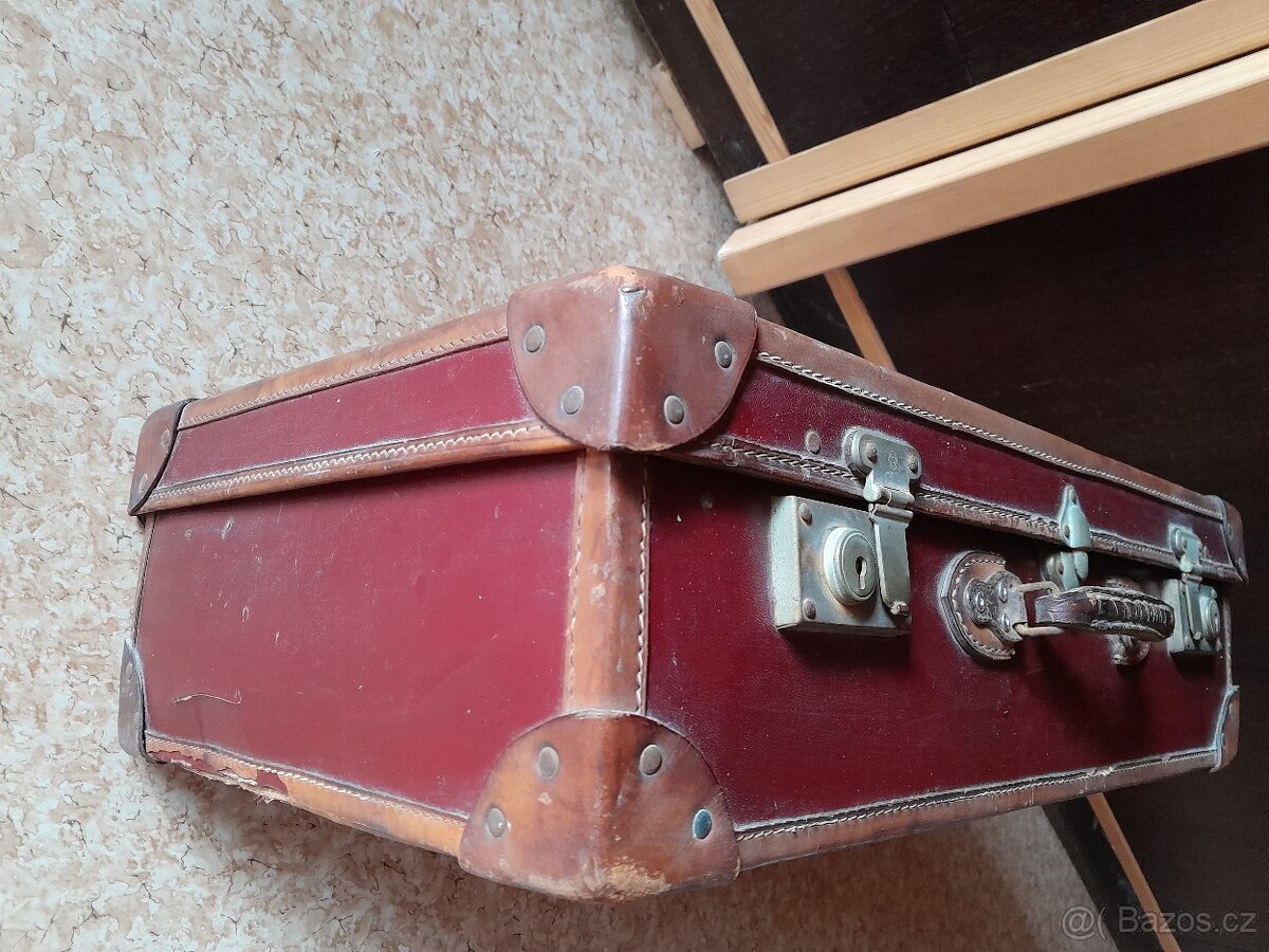 STAROŽITNÝ KOŽENÝ KUFR - 3