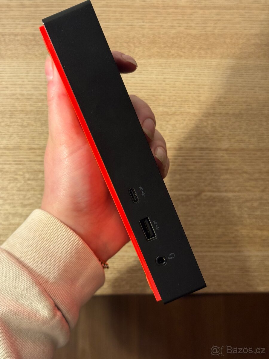 Dokovací stanice Lenovo - 3