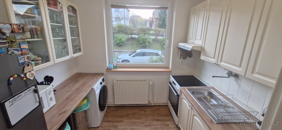 Pronájem bytu 3+1 v Pozlovicích - 3
