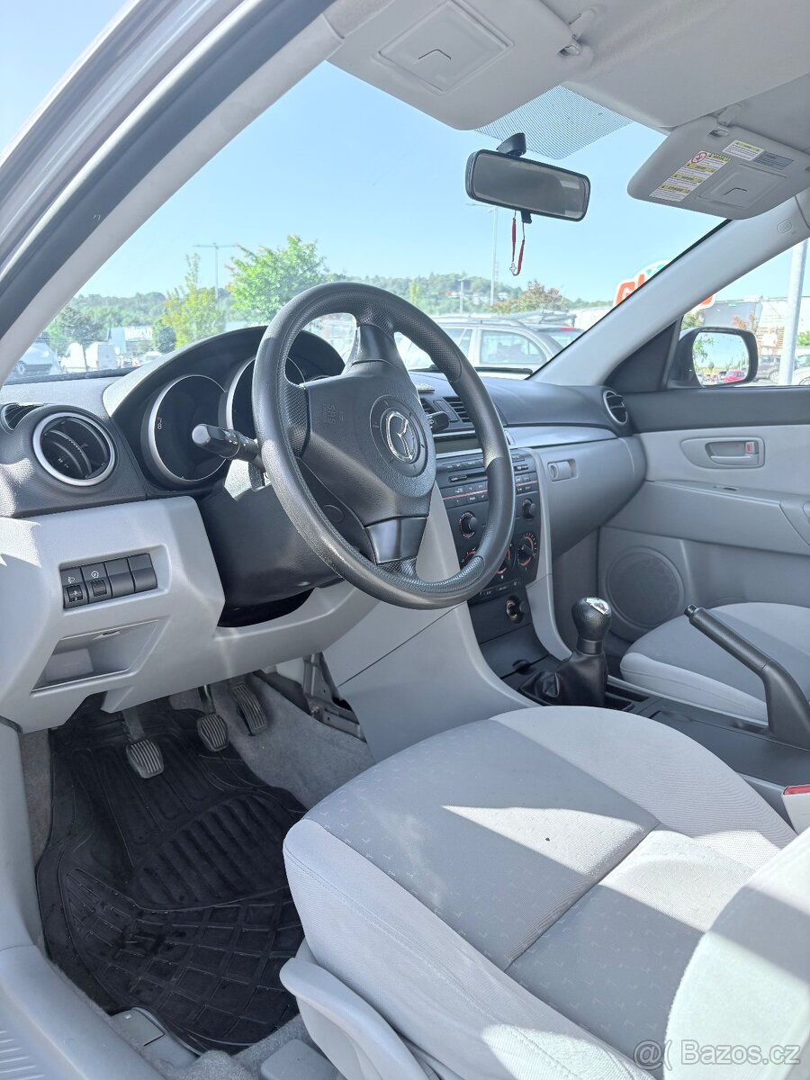 Mazda 3 - 3