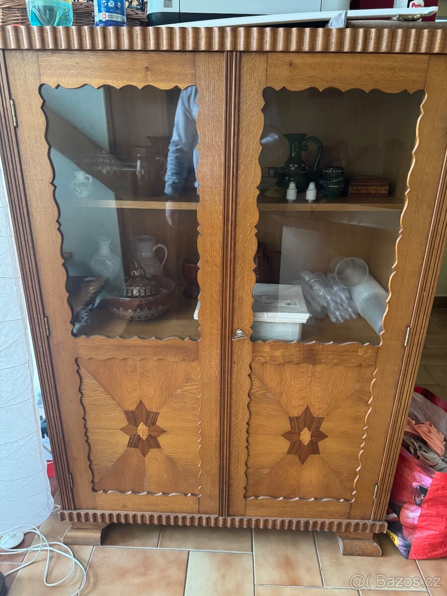 Starožitný nábytek - 3