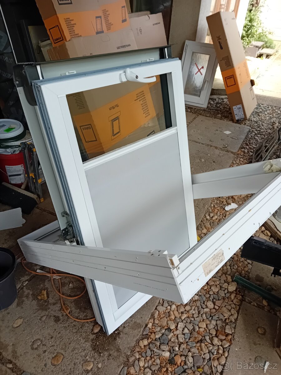 Plastové střešní okno 78x98 - 3