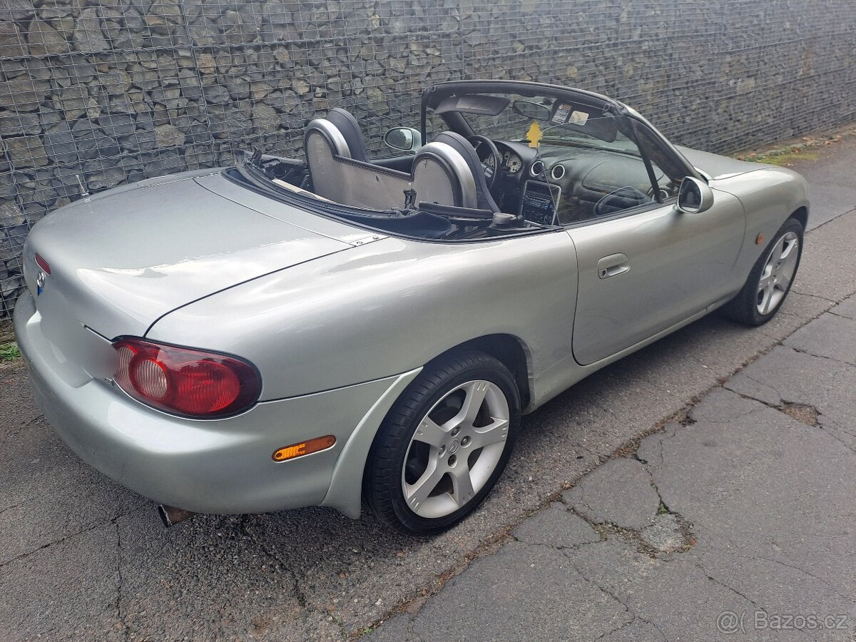Mazda mx-5 - 3