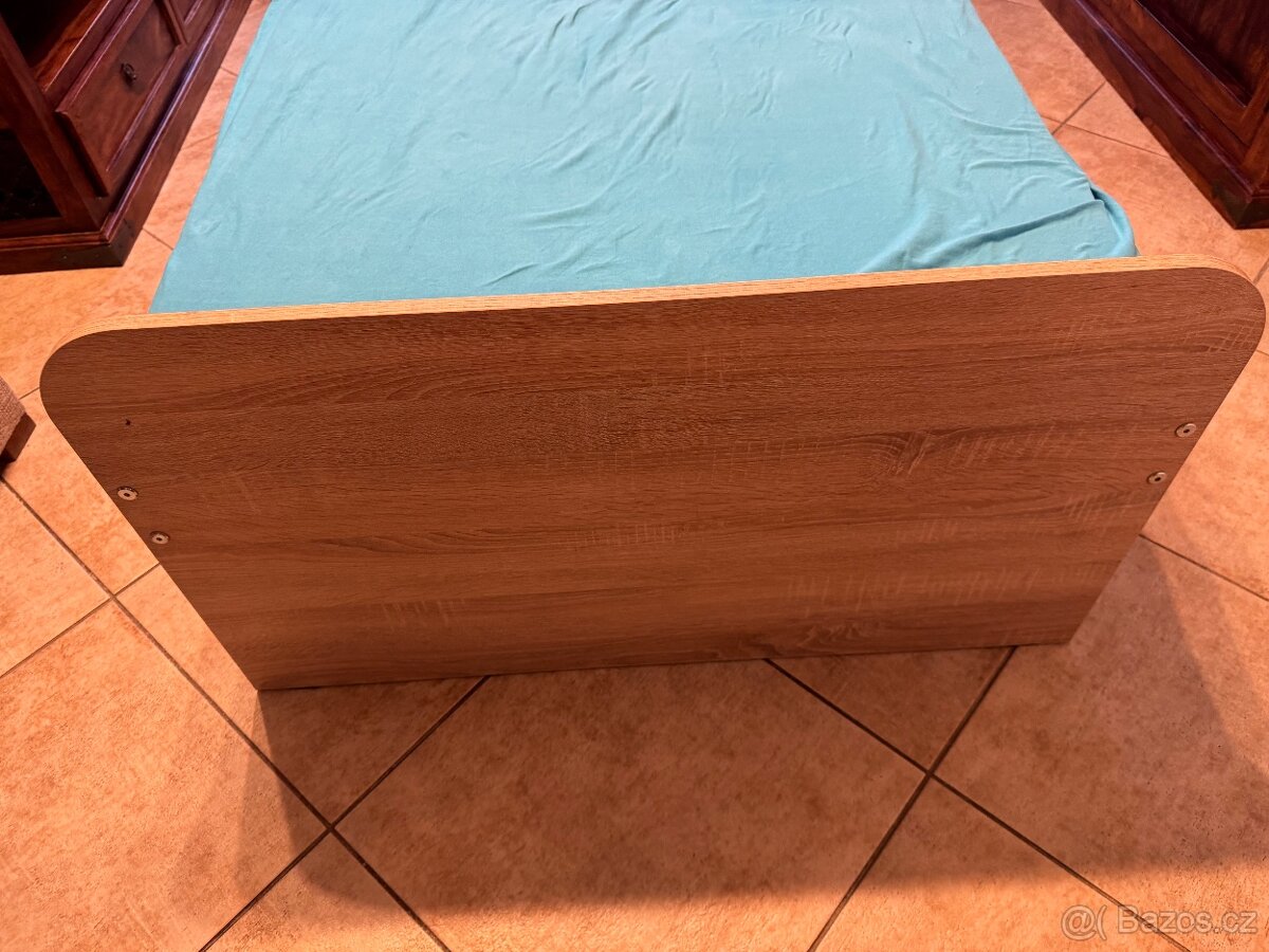 Prodám postel 90x200 - 3
