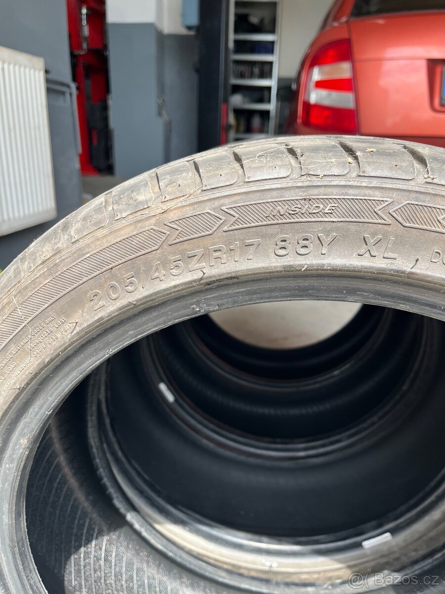 Prodám letní pneu Sailun Atrezzo 205/45 R17 - 3