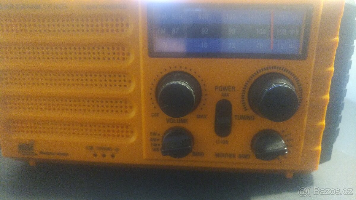 Prodám rádio se světlem, solárním dobíjením - 3