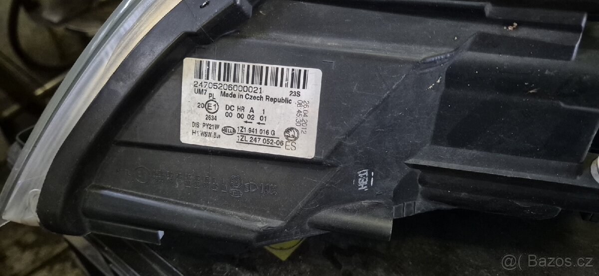 Škoda Octavia 2 facelift,pravý xenon - 3