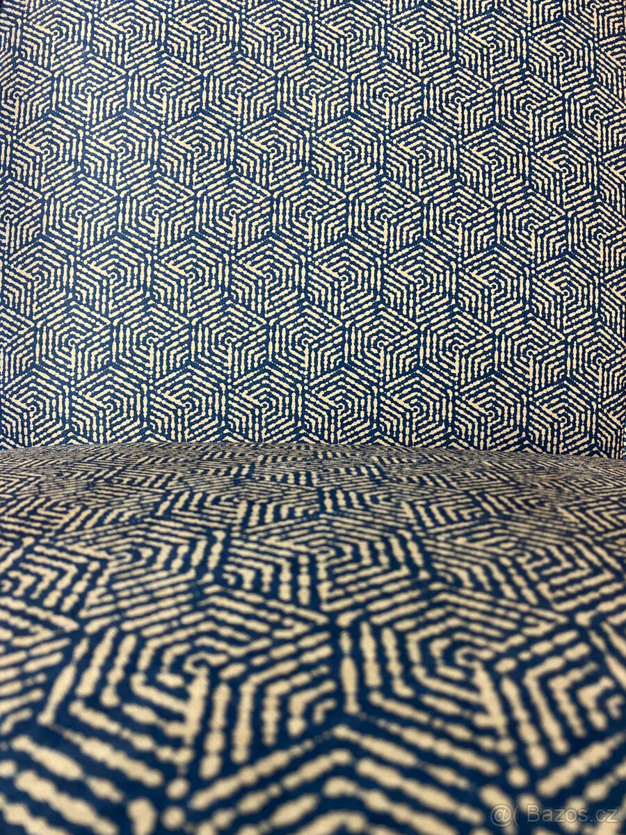 Krásné křeslo Halabala po kompletní renovaci - 3