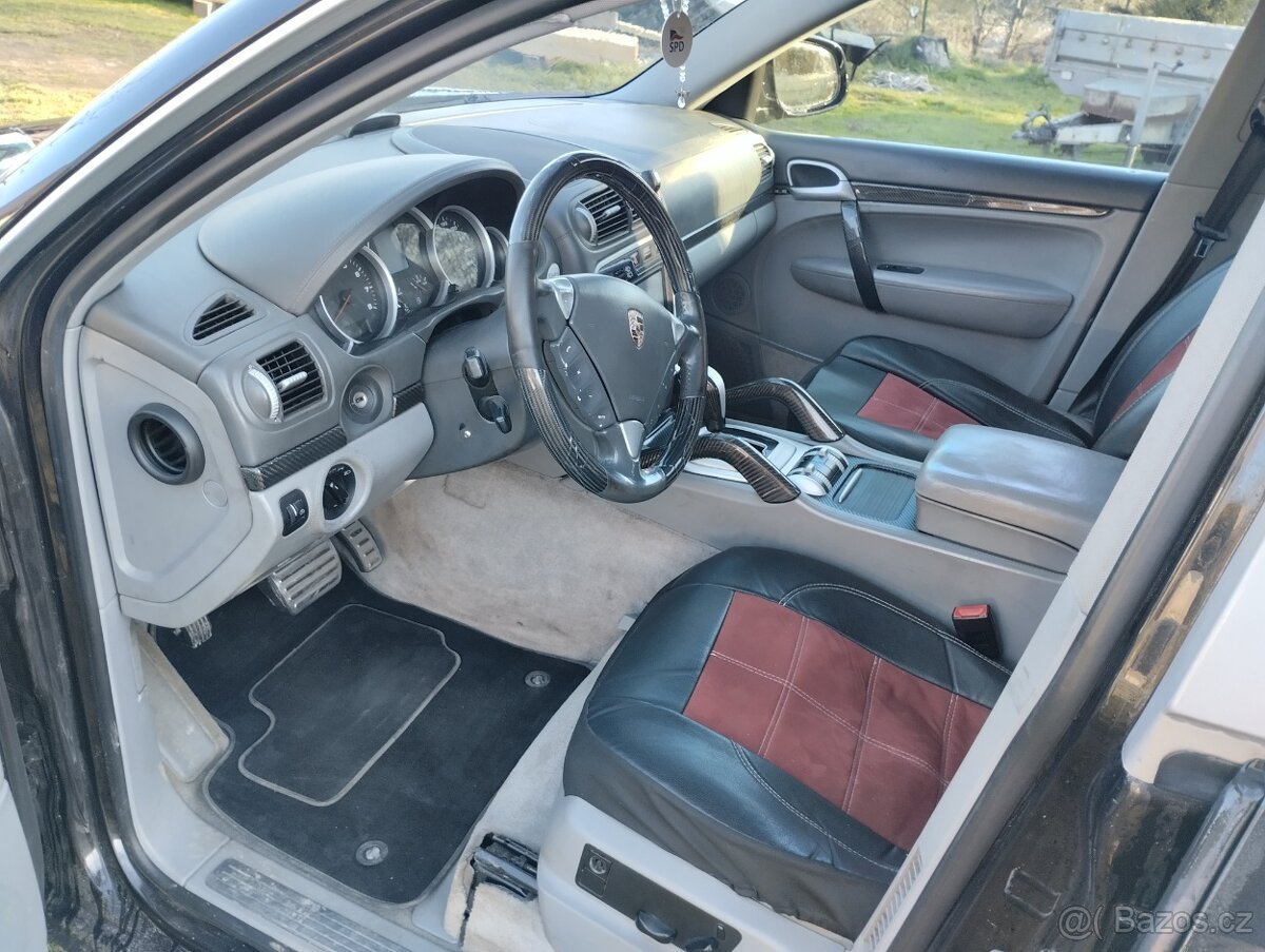 Porsche cayenne s 4.5 v8 - 3