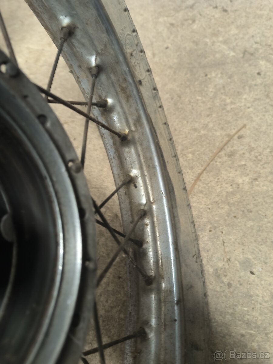 Kola Jawa pionýr 20 21 - 3