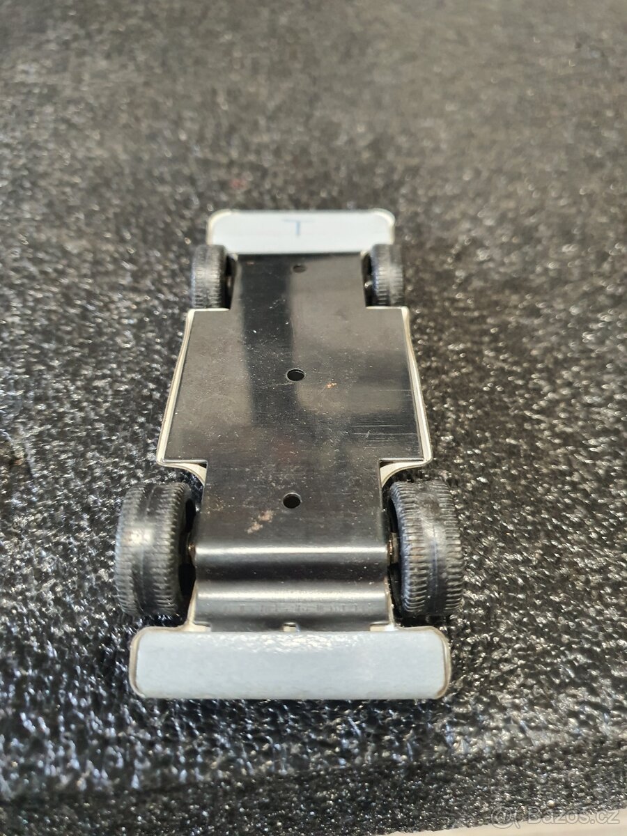 Plechová formule - 3