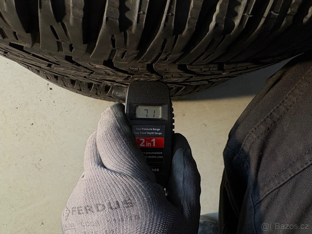 Zimní pneu Yokohama 215/60R17 - možnost přezutí - 3