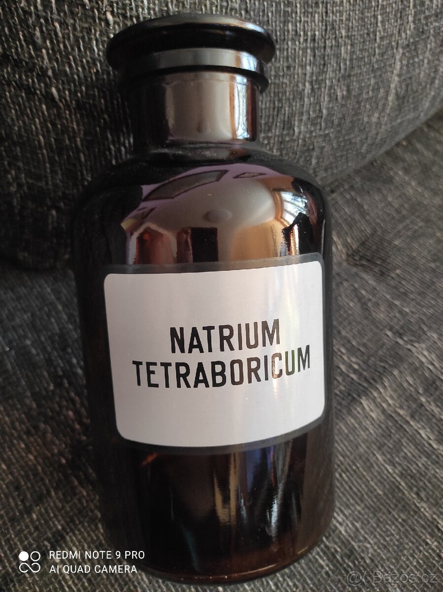 Hnědá lékařská nádoba - 3