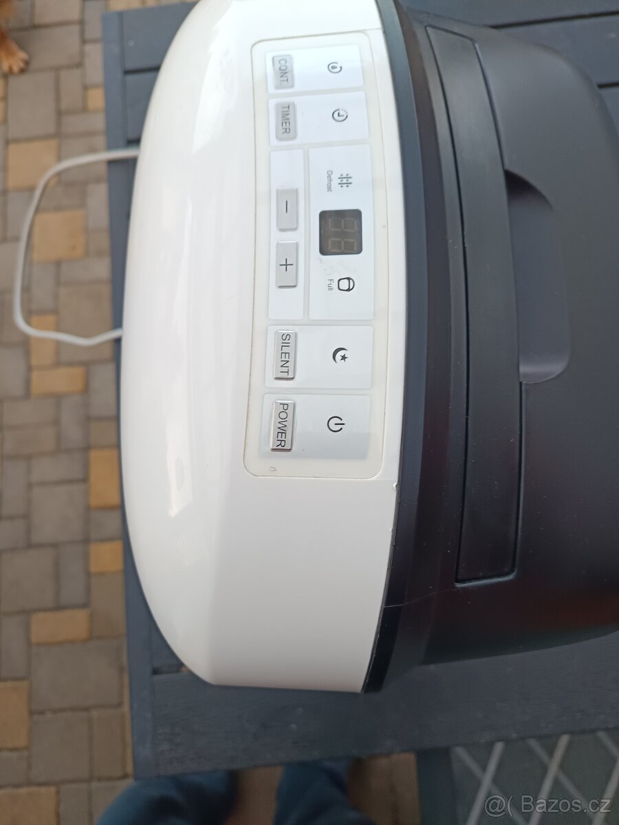 Vysoušeč, odvlhčovač Sencor SDH 1010VH - 3