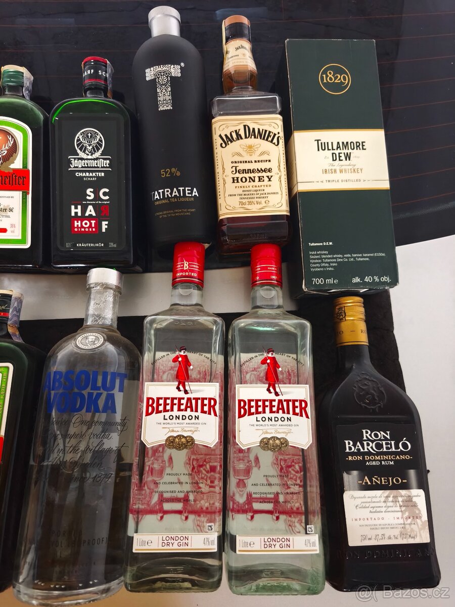 Láhve alkohol Gin Vodka Jagermeister Rum Metaxa - 3