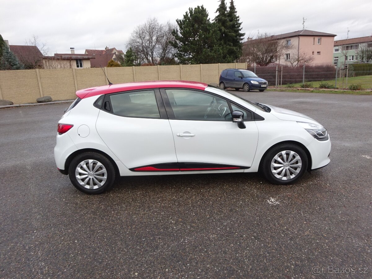 Renault Clio 1.2i Combi r.v.2014(54 kw)stk:11/2027 - 3