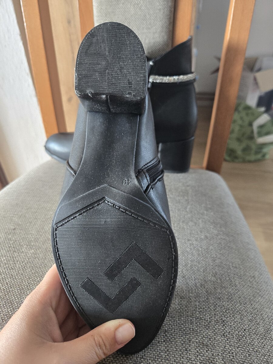 Boty na podpatku z PÚ - 3