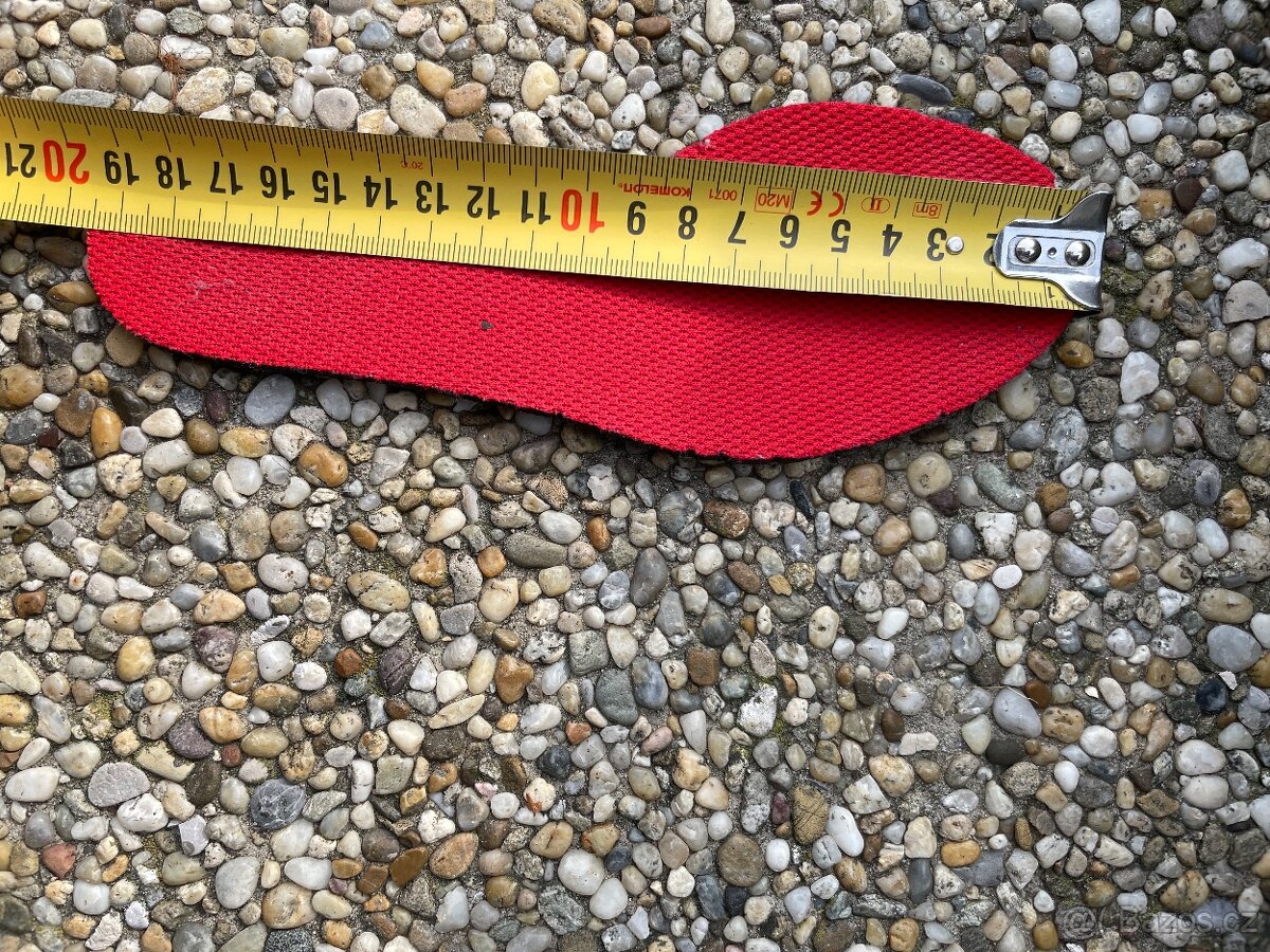 Kopačky Kipsta délka stélky 19.5cm - 3