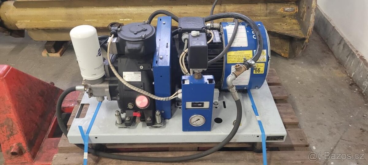 Šroubový kompresor Orlík ORL 5.5 BEO (8769) - 3