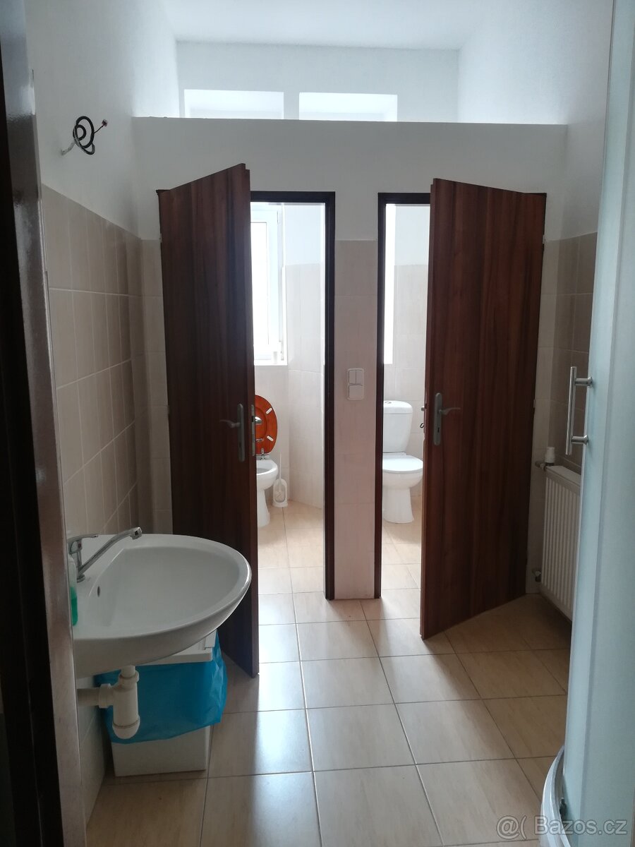 Kancelář 11,75 m2, Zdiby - 3