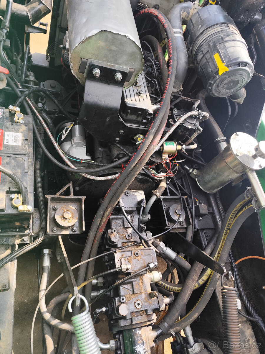 Prodám Locust 752 - 3