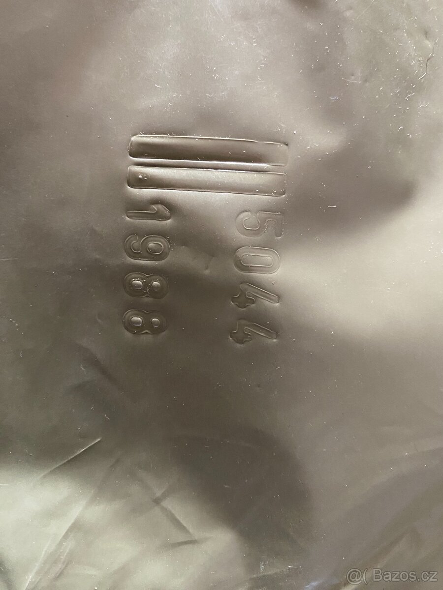 Vojenská pláštěnka - 3