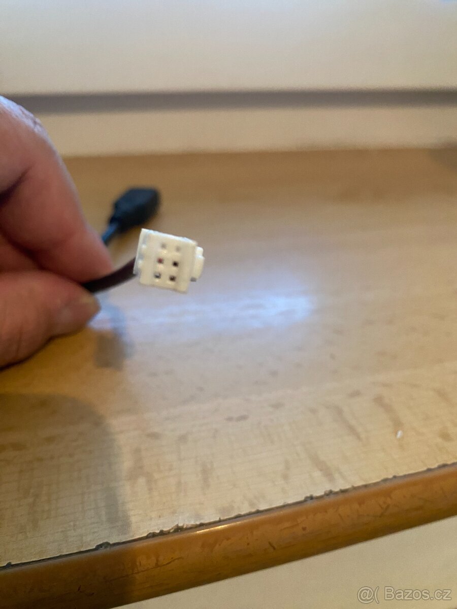 6 PIN USB adaptér pro 2DIN autorádia - 3