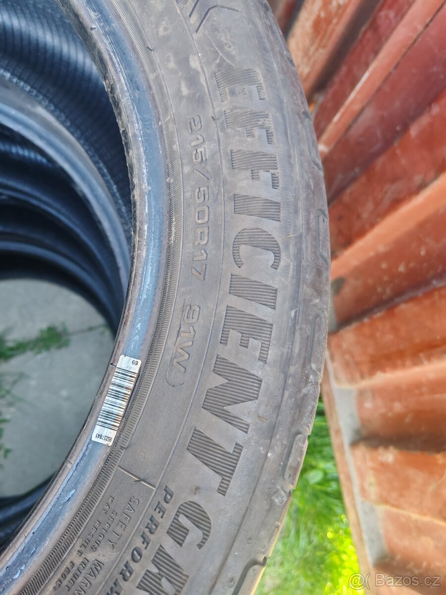 215/50/17 Goodyear - 3