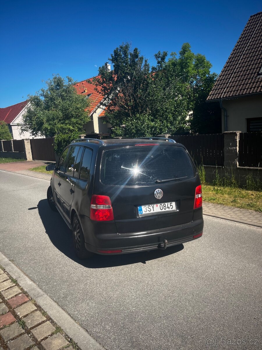 Volkswagen Touran 1.9tdi - 3