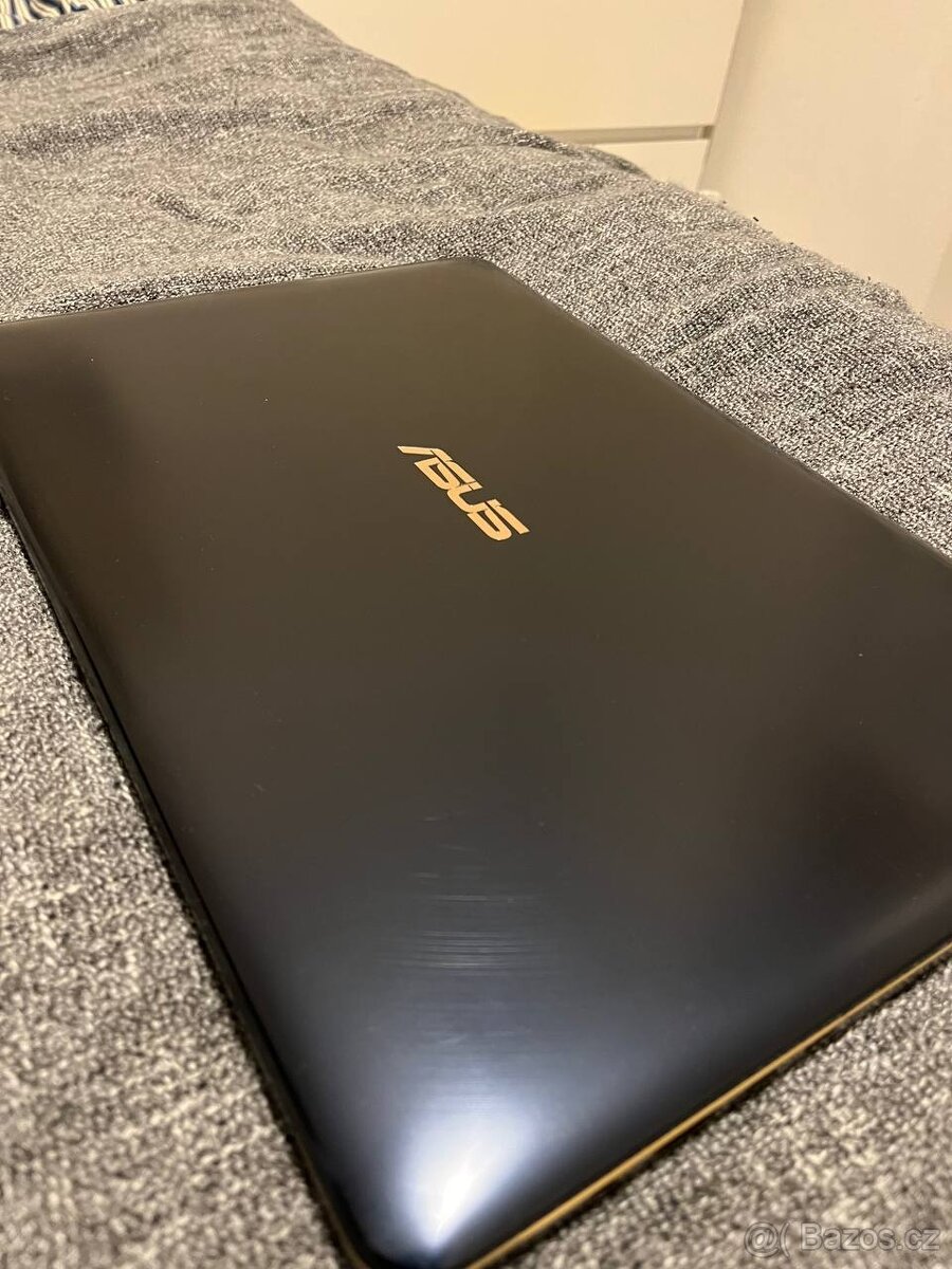 ASUS ZenBook UX580GD - 3
