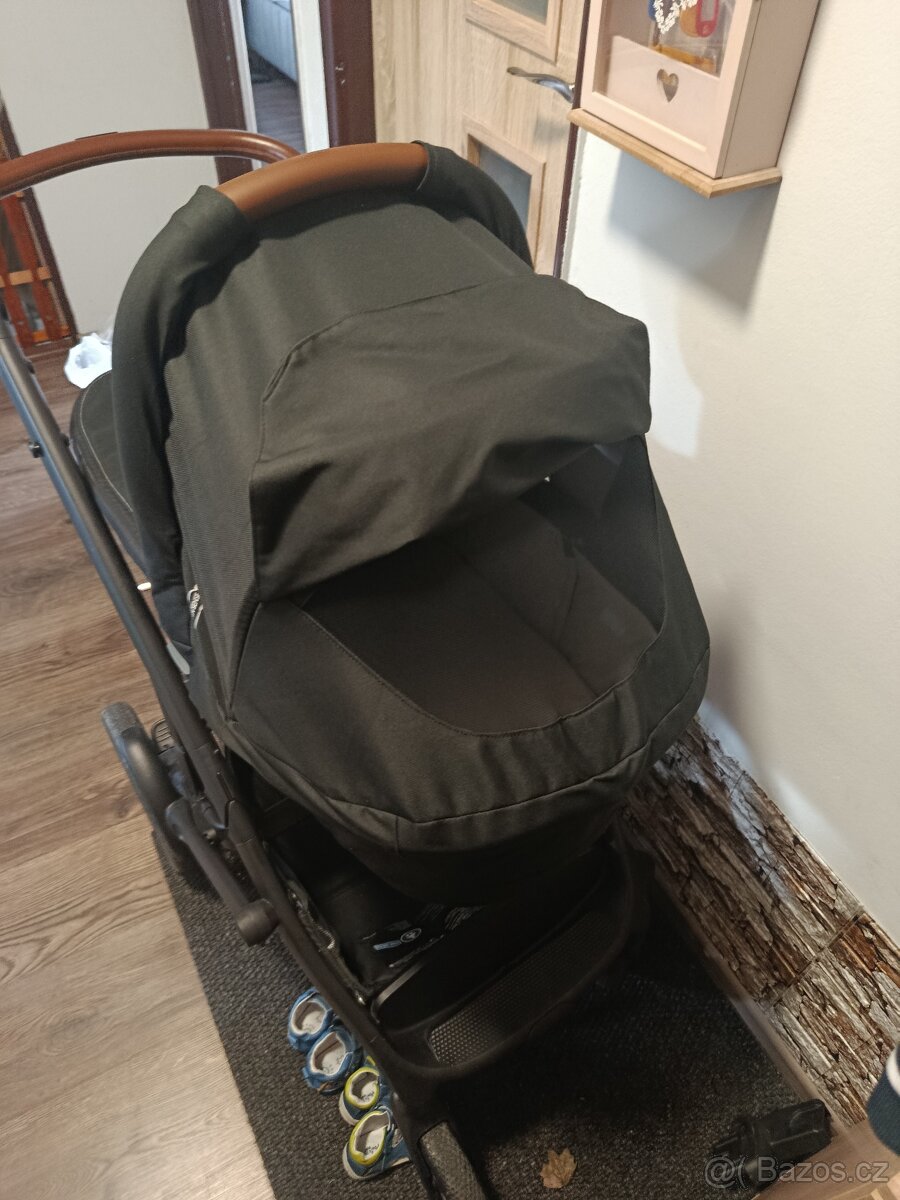 Prodám kočárek zn Britax s vajíčkem - 3