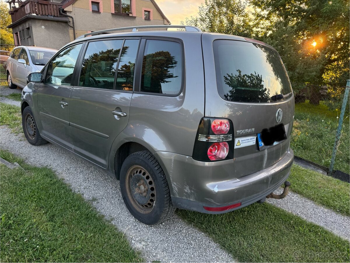 Volkswagen Touran 1.9 TDI 77 kW DSG - 3