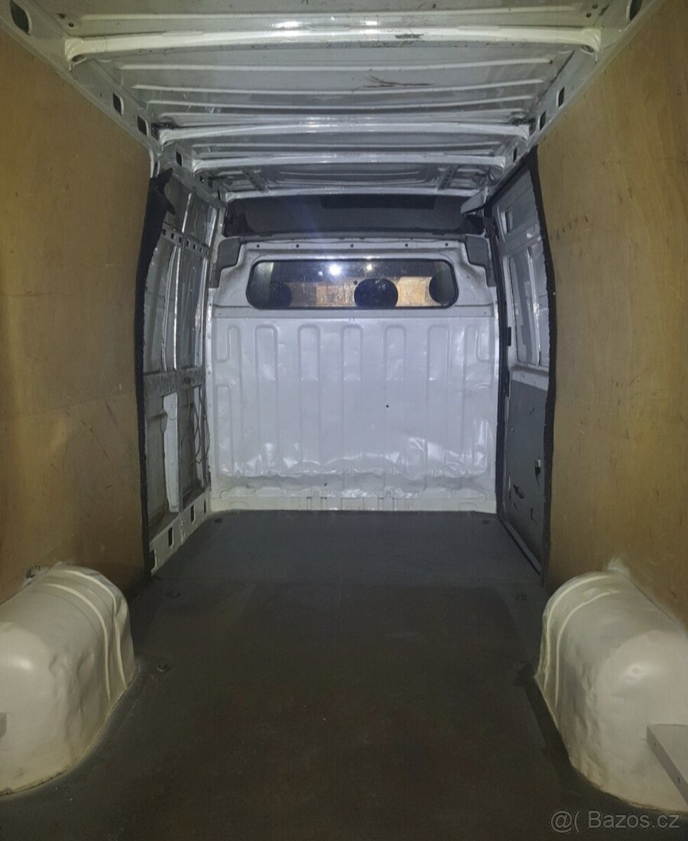 Nissan Interstar 2.5 dci - 3