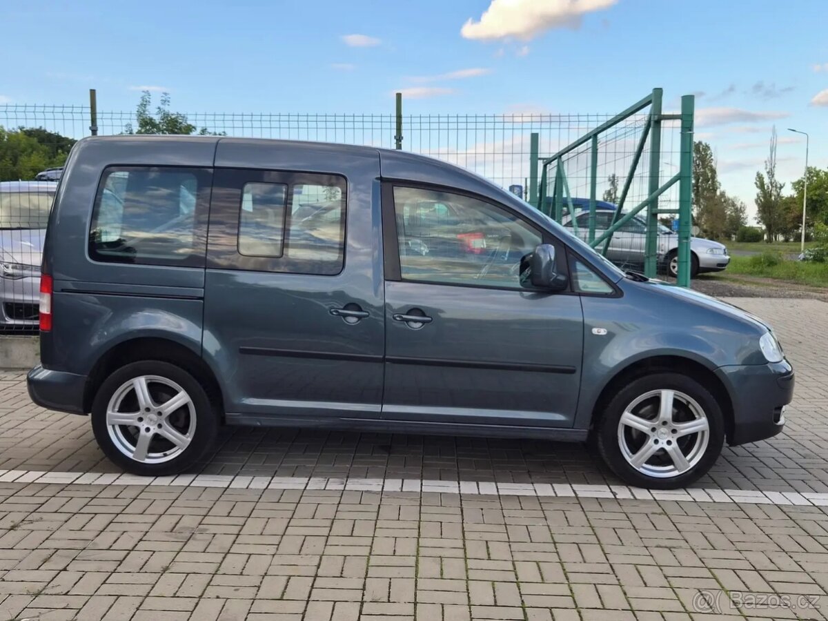 Volkswagen Caddy, 1.6i LIFE - 3