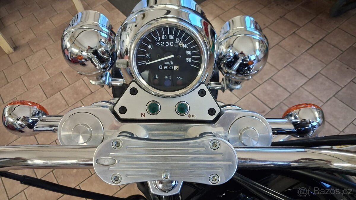 Prodám SUZUKI VZ 800 MARAUDER, rok 1998 - 3