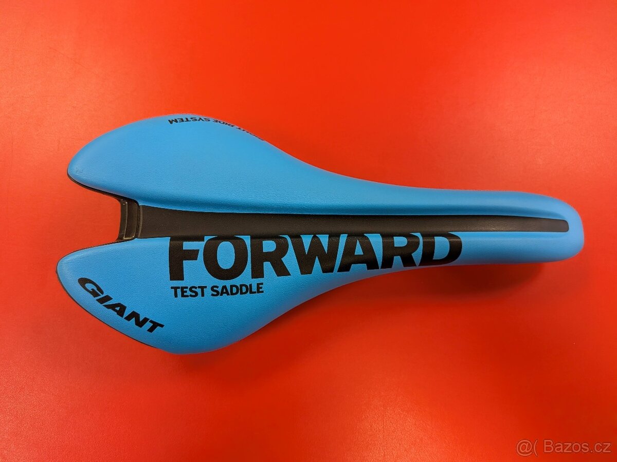 sedlo Giant Contact SL Forward - 3