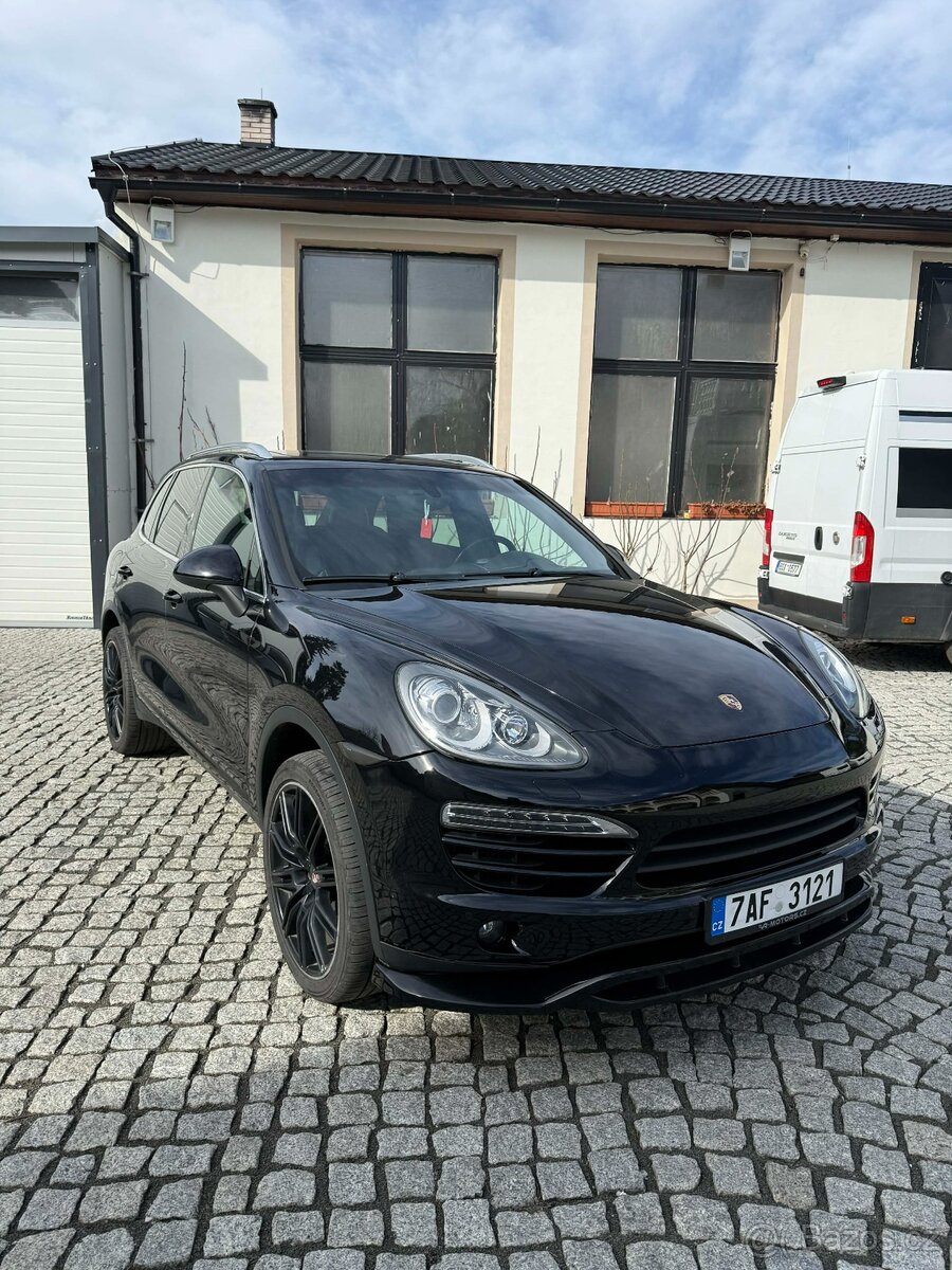 Porsche Cayenne - 3