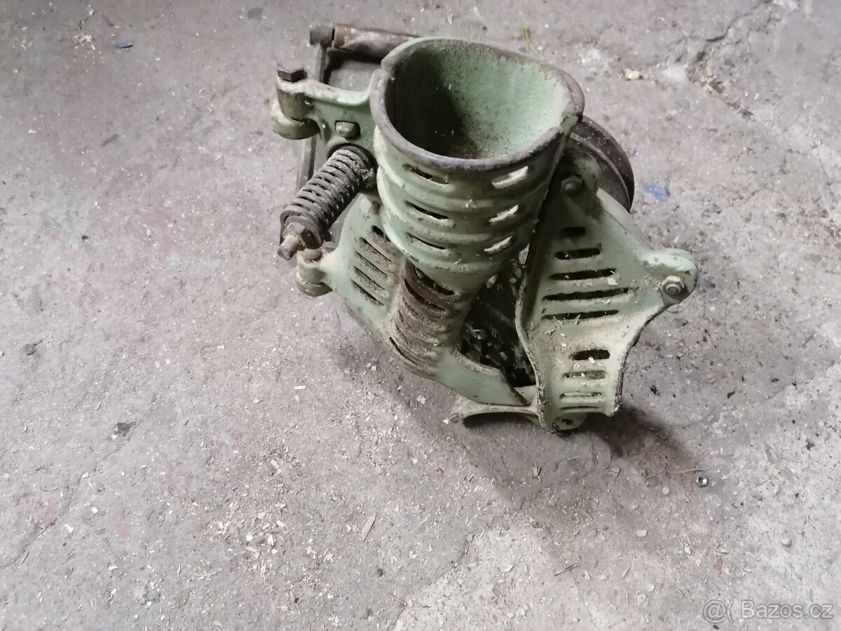 loupačka na kukuřici. - 3