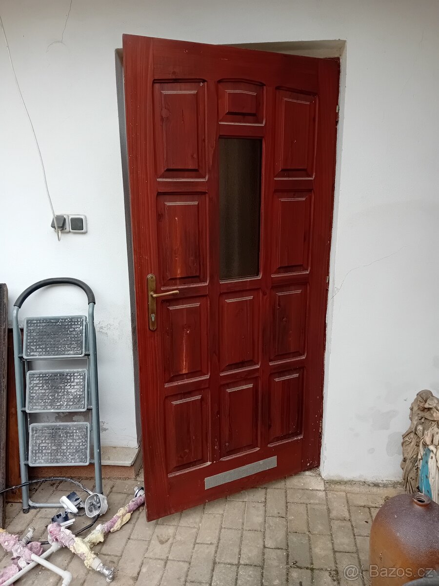 Velke dřevěné okno na zakazku a dveře - 3